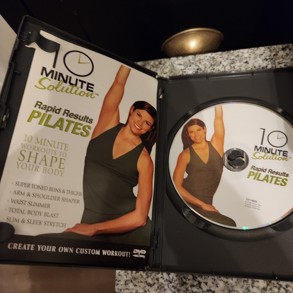 4 DVDs of 10 Minute Solution Workouts to Shape Your Body Anchor Bay - Picture 6 of 10